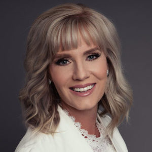 Meet your Posher, Paula